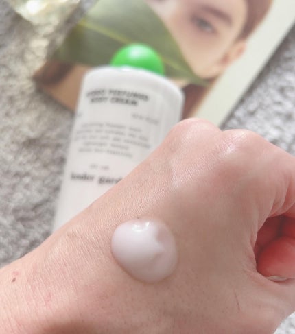 HYDRO PERFUMED BODY CREAM/Tender garden/ボディクリームを使ったクチコミ(2枚目)