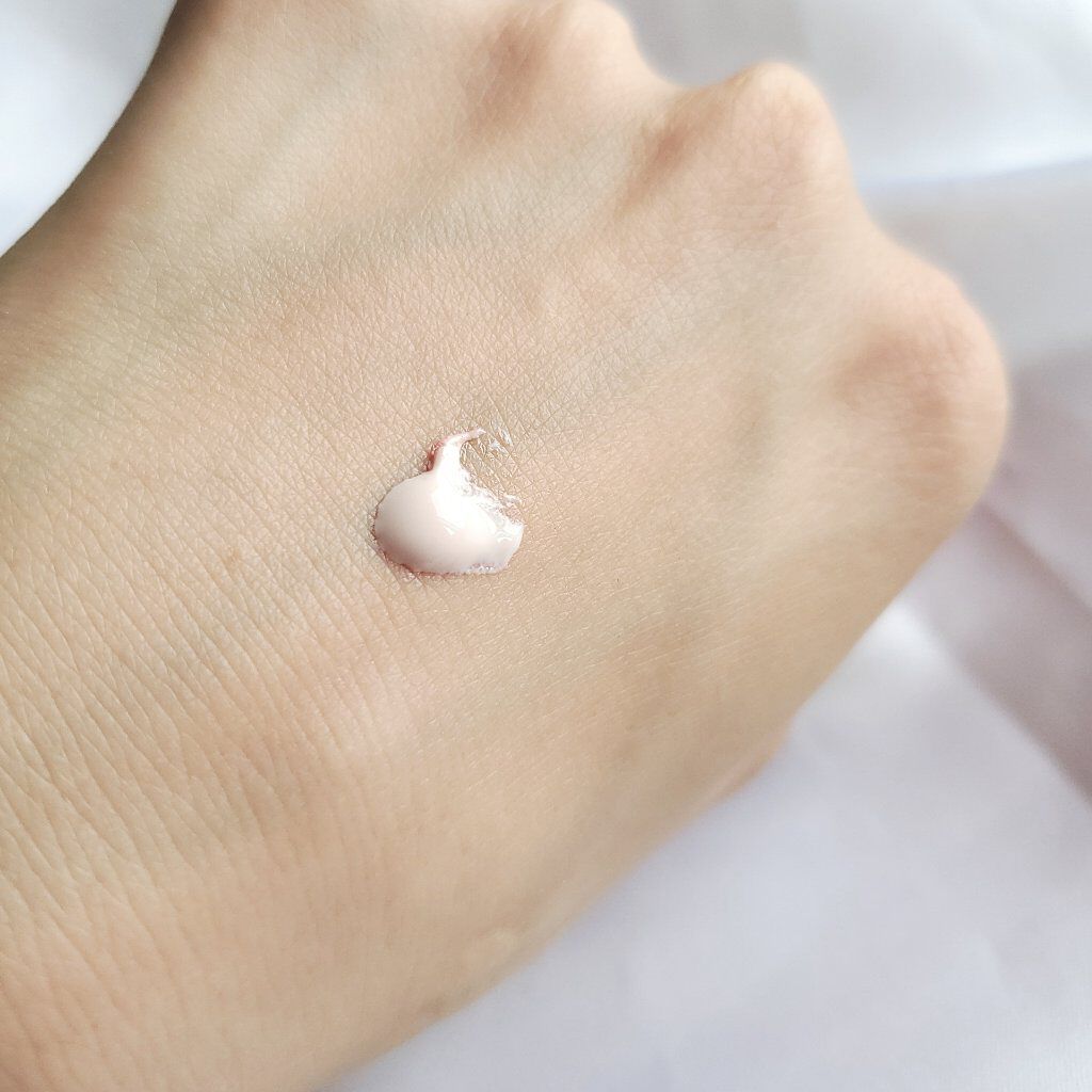 UVプラス 5P モイスチャライジング マルチ デイ スクリーン/CLARINS/日焼け止めミルクを使ったクチコミ（2枚目）