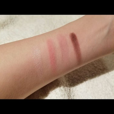 CLARINS フォーカラー アイパレットのクチコミ「CLARINS / 4-Colour Eyeshadow Palette
　　　　　 - 07.....」（3枚目）