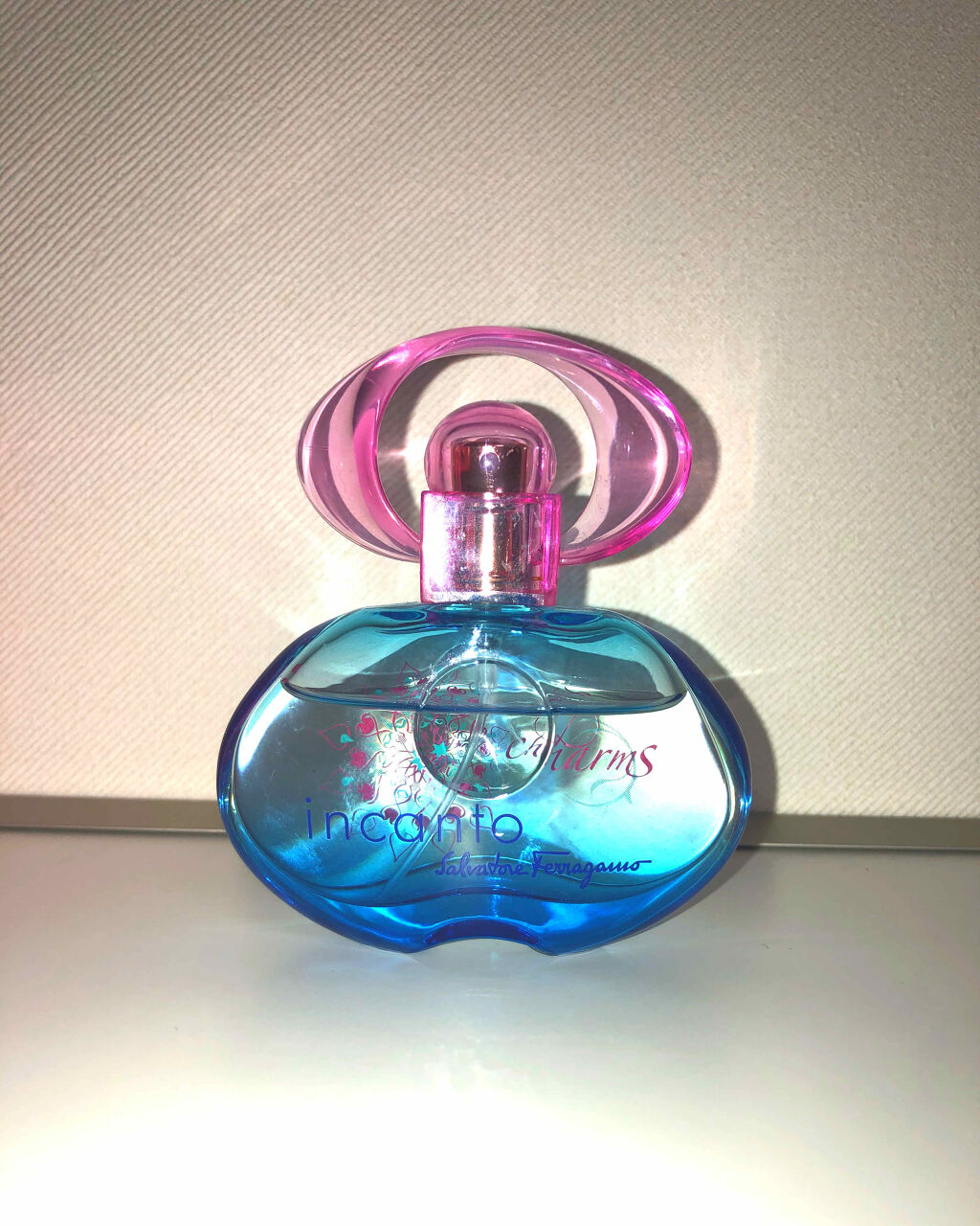 インカント チャーム オーデトワレ スプレー/サルヴァトーレ フェラガモ/香水(レディース)を使ったクチコミ（1枚目）
