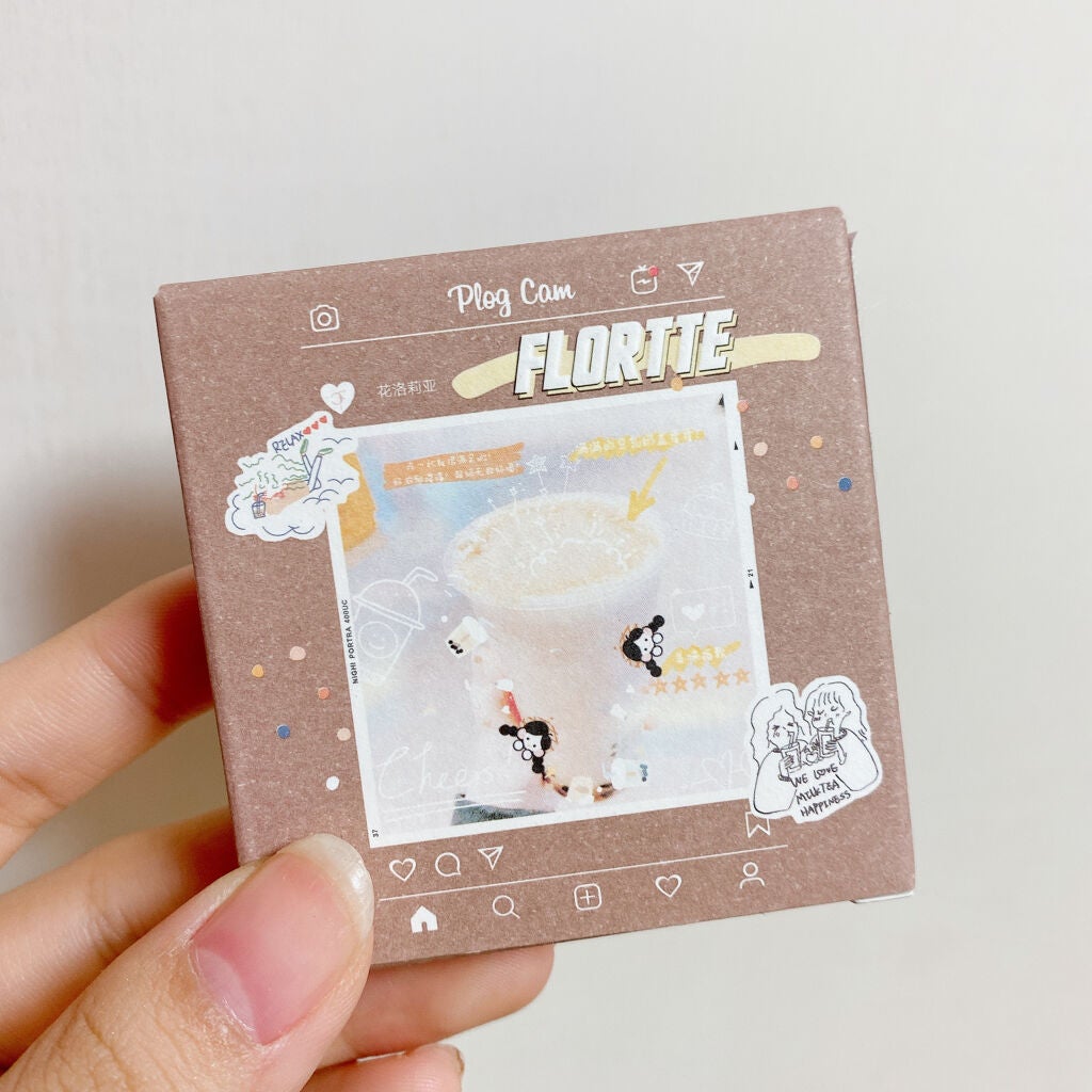 モーメントブログ4色アイシャドウ/FLORTTE/アイシャドウパレットを使ったクチコミ(4枚目)