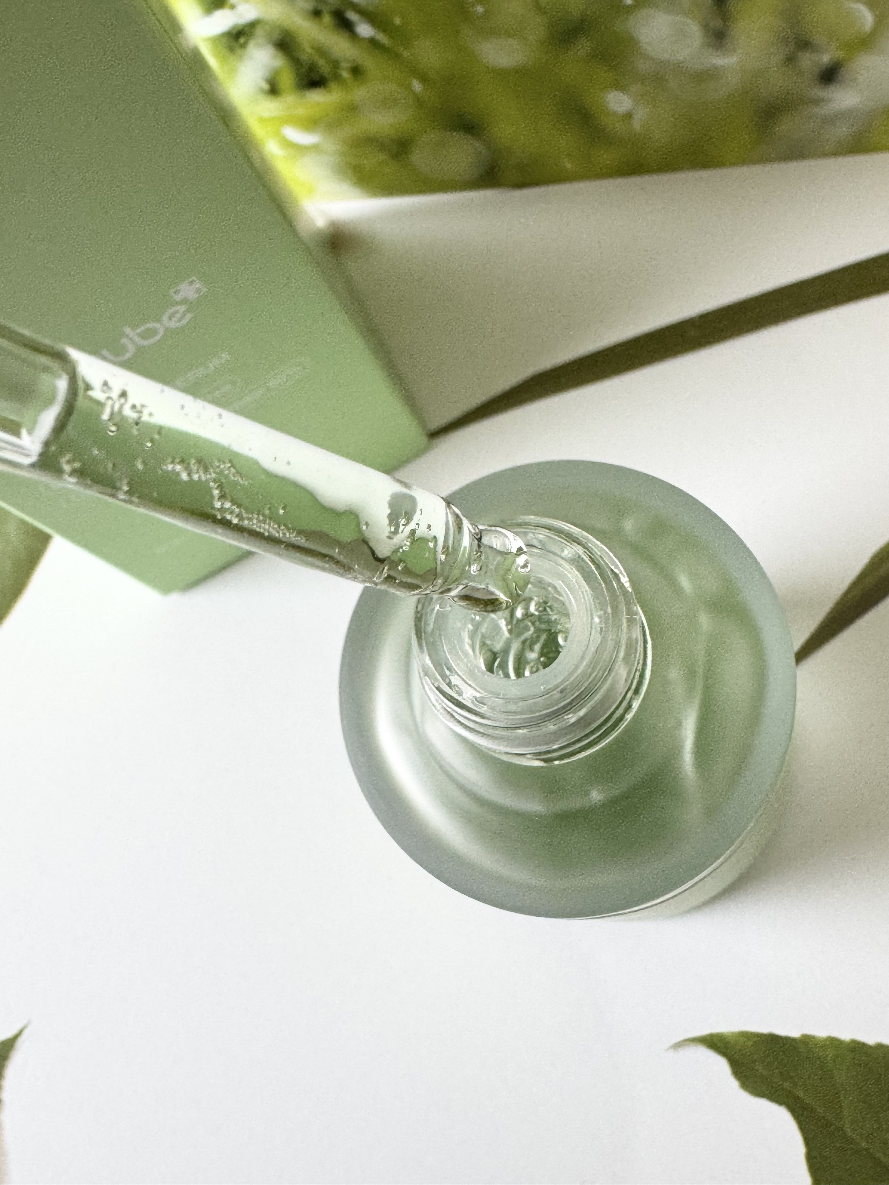 エクソソームシカ アンプル/MEDICUBE/美容液を使ったクチコミ（2枚目）