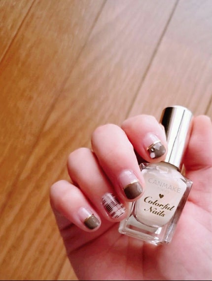 カラフルネイルズ/キャンメイク/マニキュアを使ったクチコミ(3枚目)