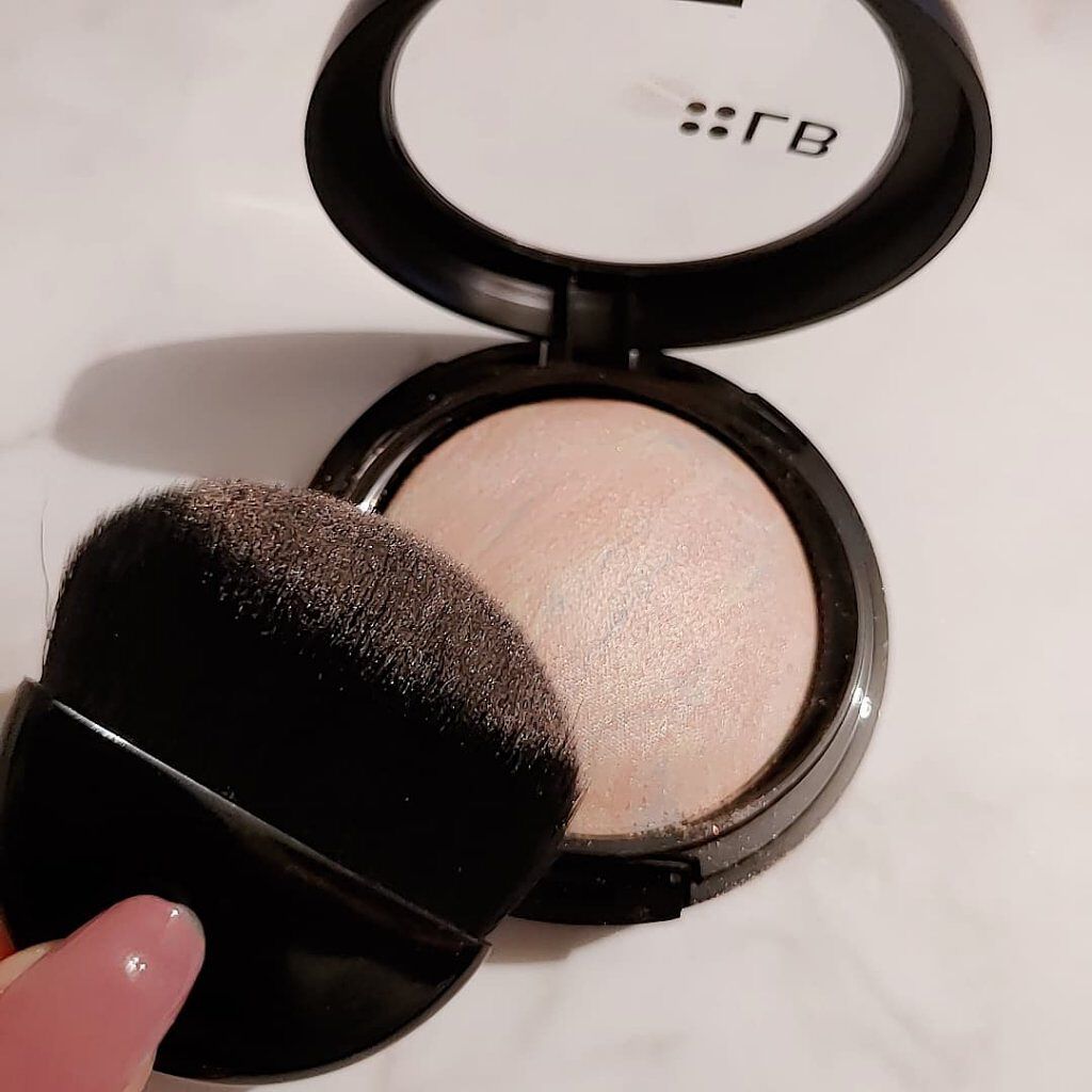 マーブルハイライター MH-1・ヴィーナスグロウ/LB/パウダーチークを使ったクチコミ（2枚目）