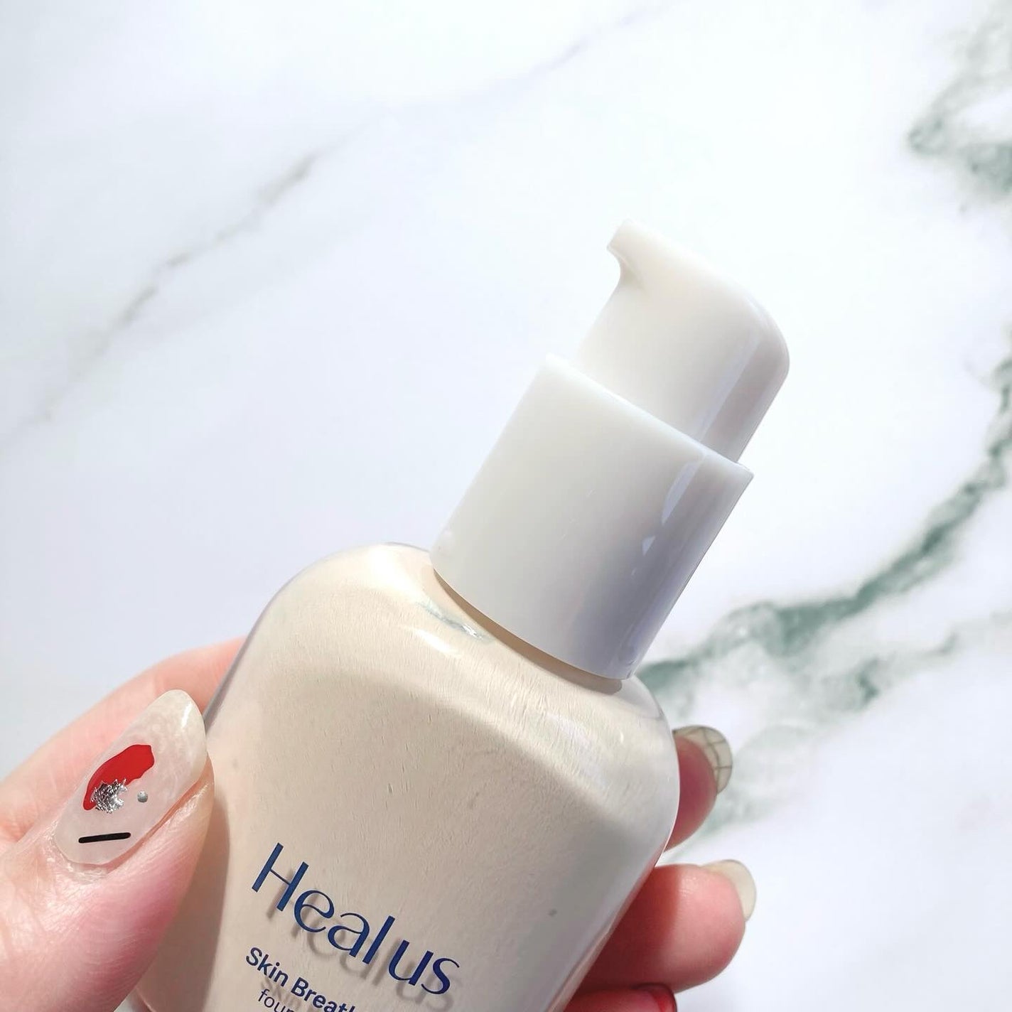 Skin breathing foundation Glow/Healus/リキッドファンデーションを使ったクチコミ(2枚目)