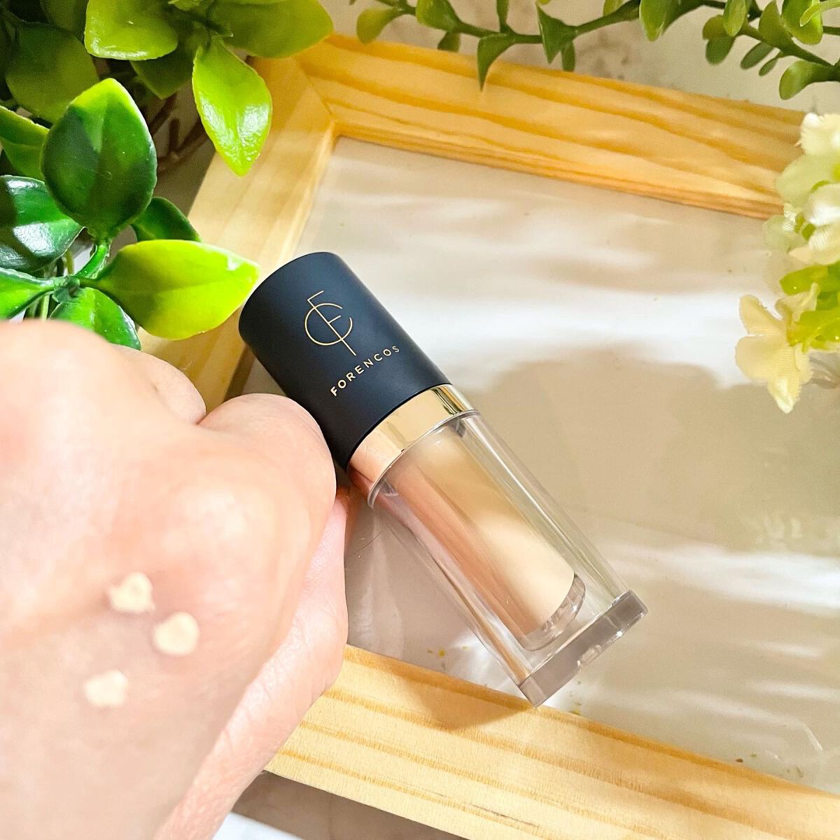 タトゥーウォータープルーフスカーコンシーラー/フォレンコス/リキッドコンシーラーを使ったクチコミ（3枚目）