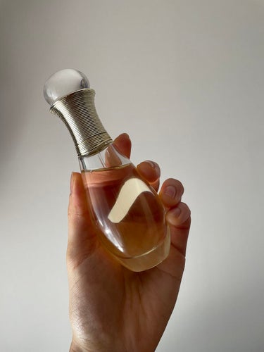 Dior ジャドール ヘア ミストのクチコミ「ずっと大好きな香り✨


#Dior
#ジャドール ヘア ミスト


デパコスの香水は最近ずっ.....」（2枚目）
