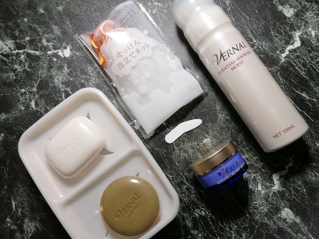 素肌つるつるセット/ヴァーナル/スキンケアキットを使ったクチコミ（2枚目）