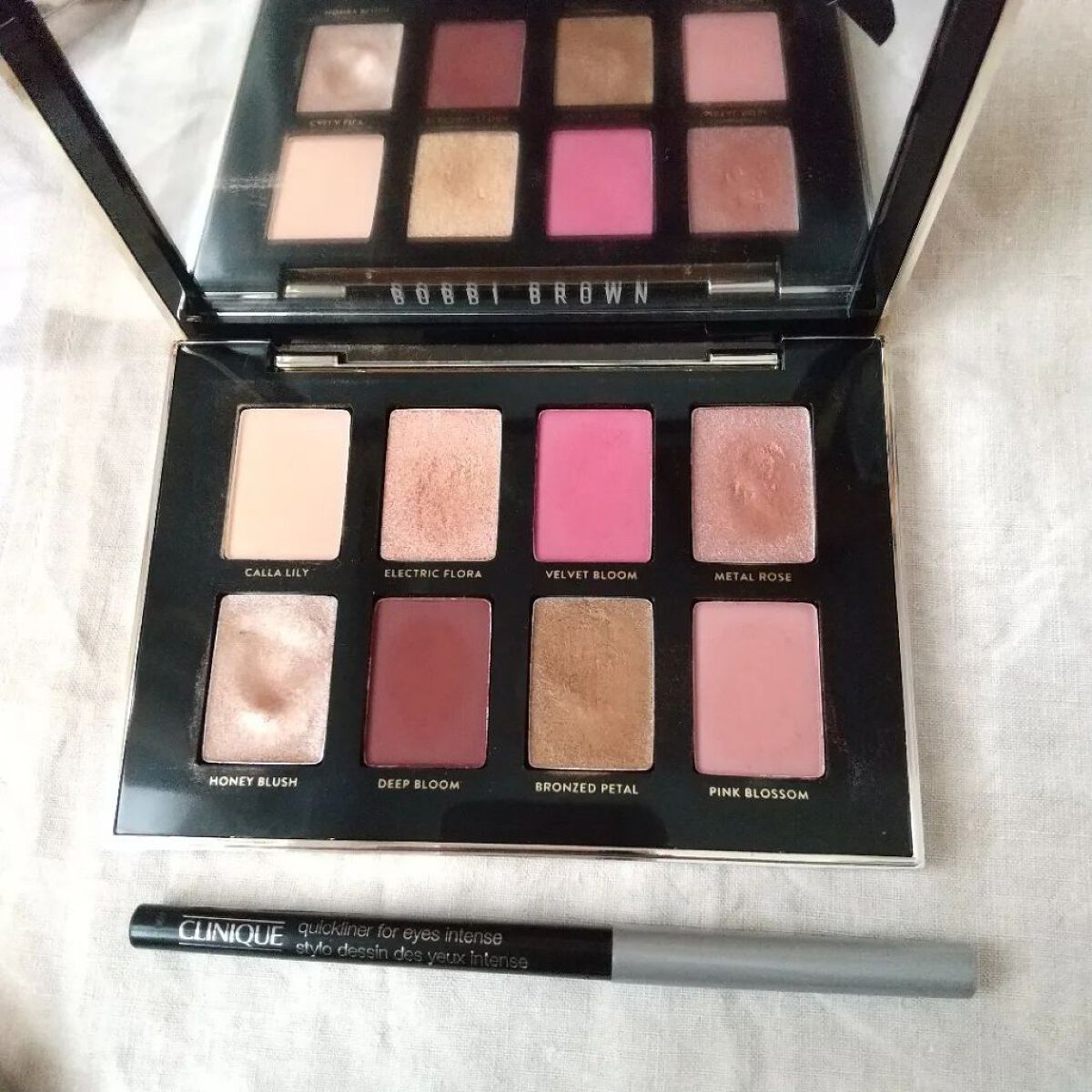 リュクス メタル ローズ アイシャドウ パレット/BOBBI BROWN/アイシャドウパレットを使ったクチコミ（2枚目）