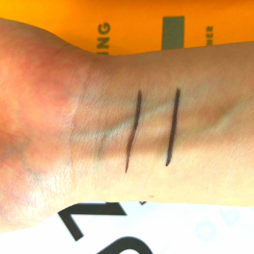 EYE OPENING LINER/UZU BY FLOWFUSHI/リキッドアイライナーを使ったクチコミ（2枚目）