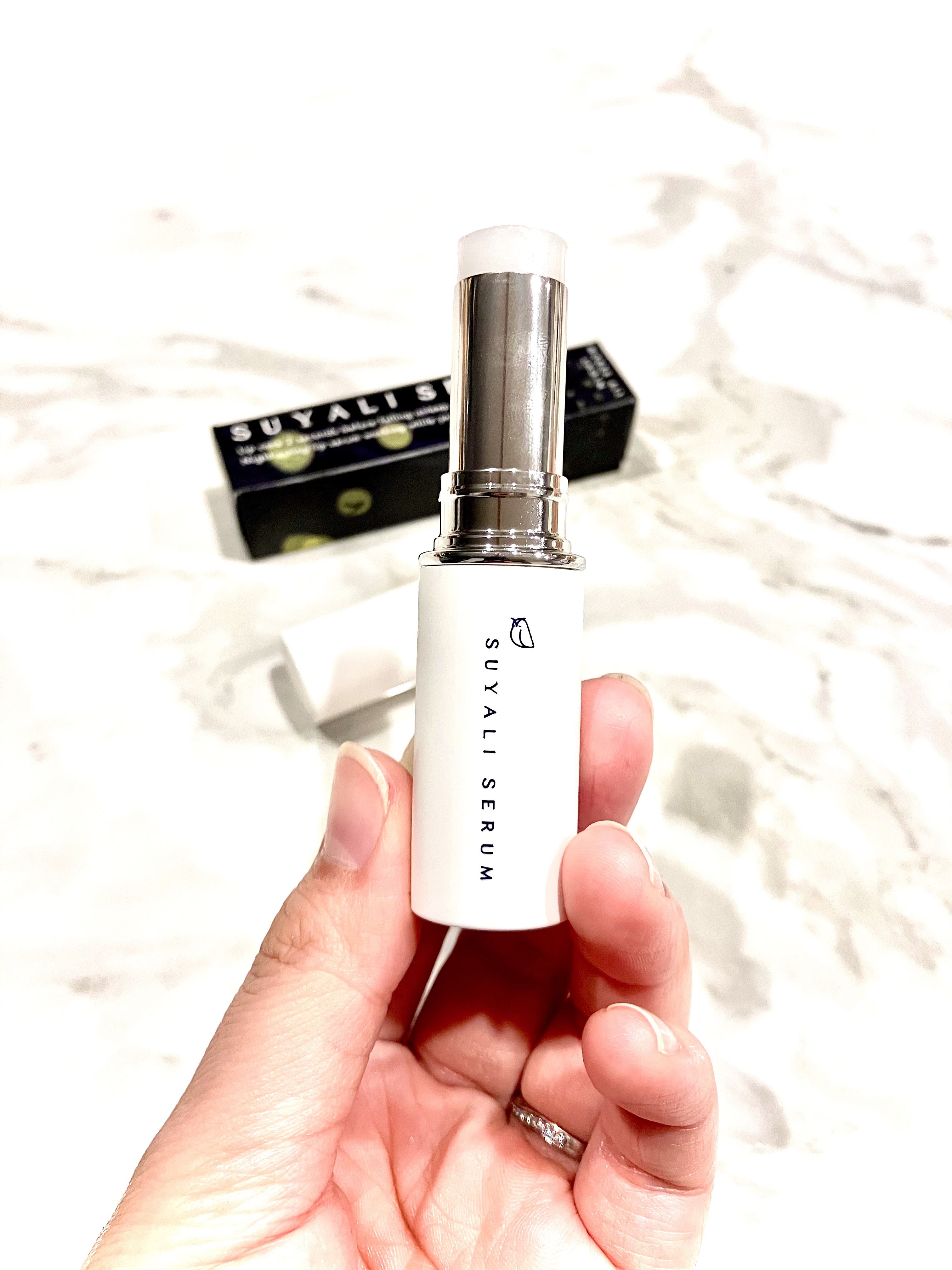 イセハンラボ　スヤリセラム　リップセラムスティック/ISEHAN Lab./リップクリームを使ったクチコミ（3枚目）