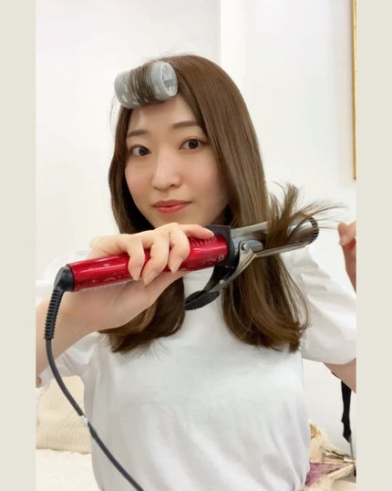 Rina on LIPS 「私の曲線寄せコーデの日の巻き方!可愛い洋服の時はちゃんと曲線に..」(7枚目)