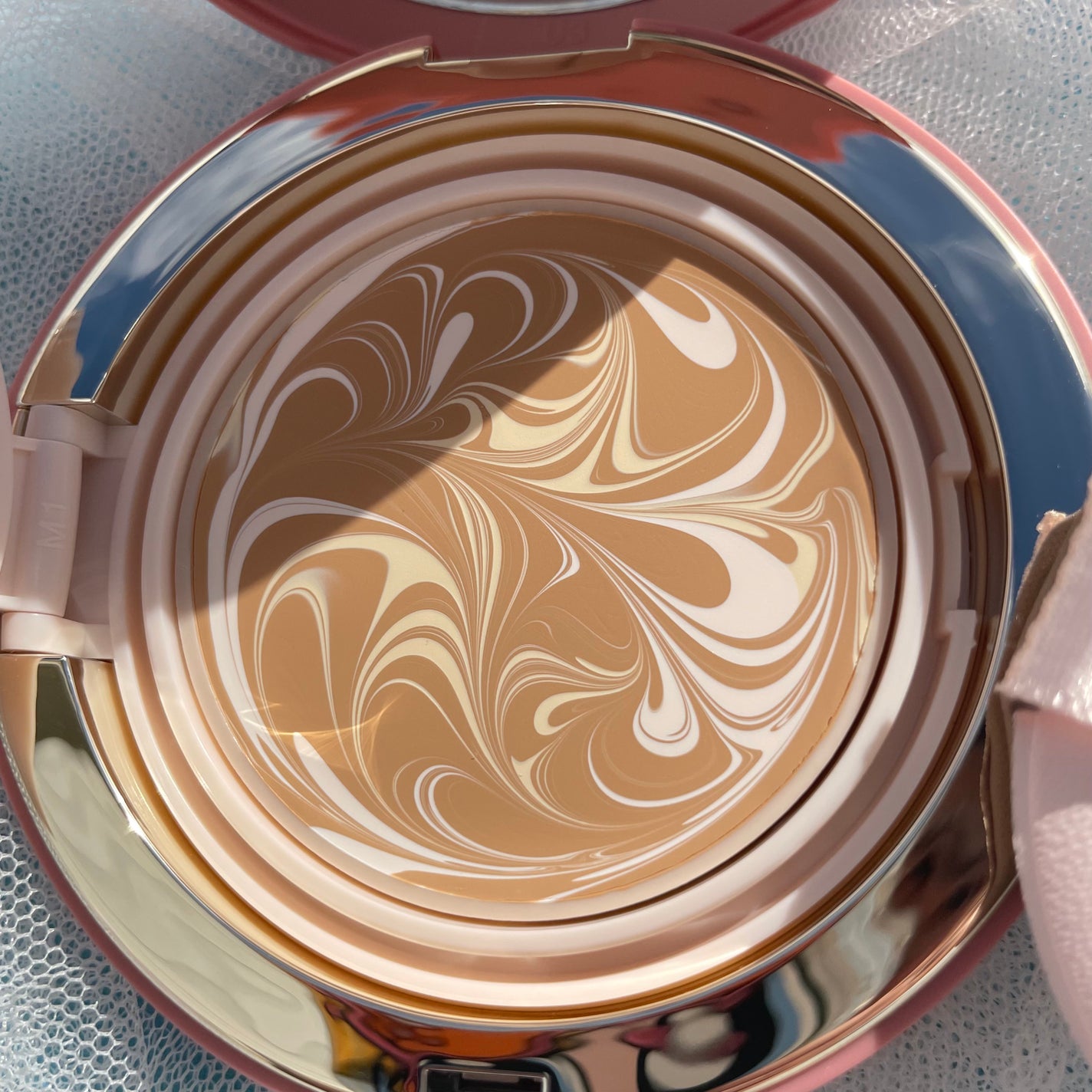 ヴェールヌーディ エッセンスパクトグロウ/AGE20’s/クリーム・エマルジョンファンデーションを使ったクチコミ(3枚目)