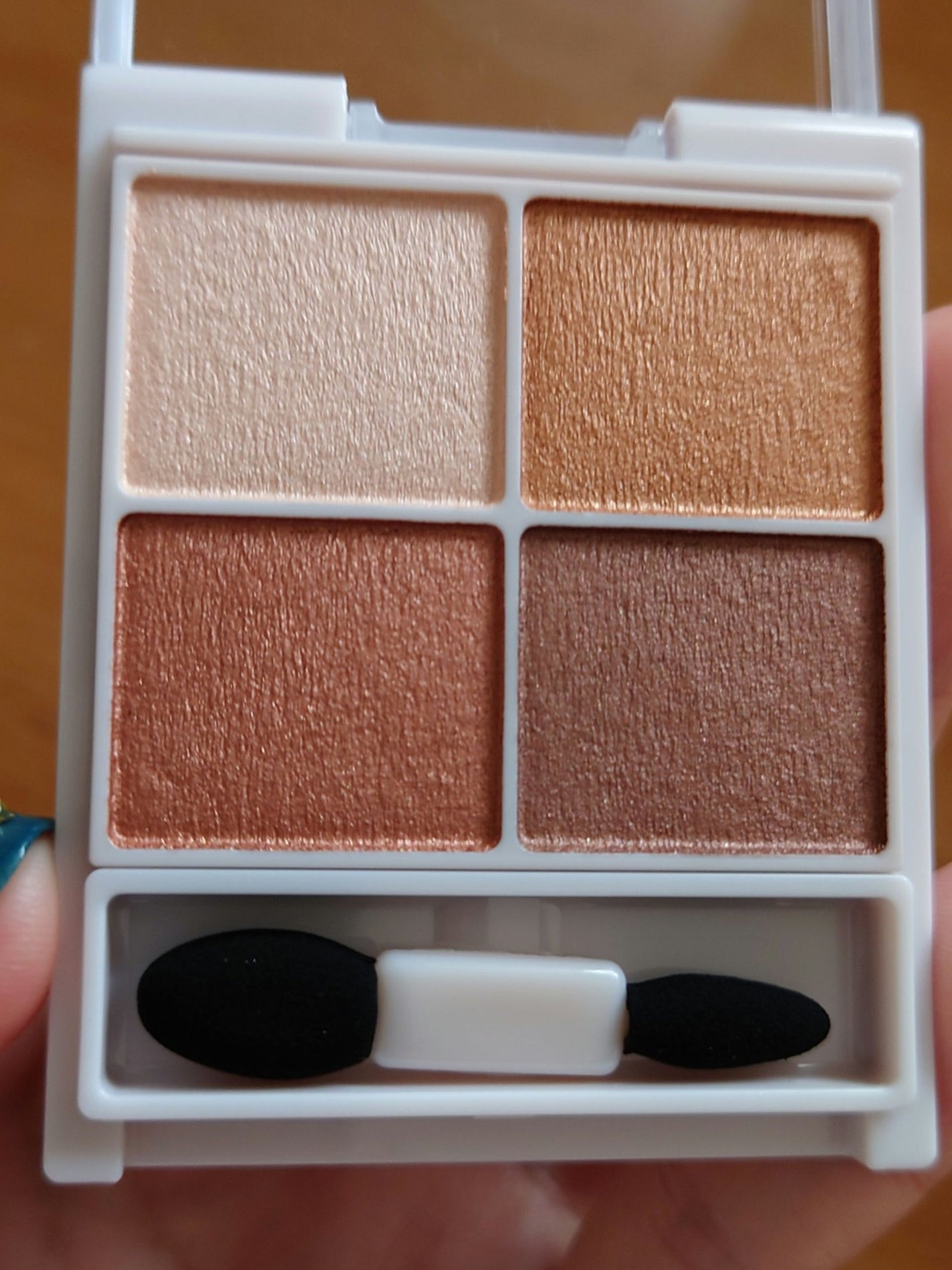 シルキースフレアイズ/キャンメイク/アイシャドウパレットを使ったクチコミ(2枚目)