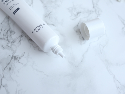 マルチフェイシャルクリーム MOIST/BORDER FREE cosmetics/フェイスクリームを使ったクチコミ（2枚目）