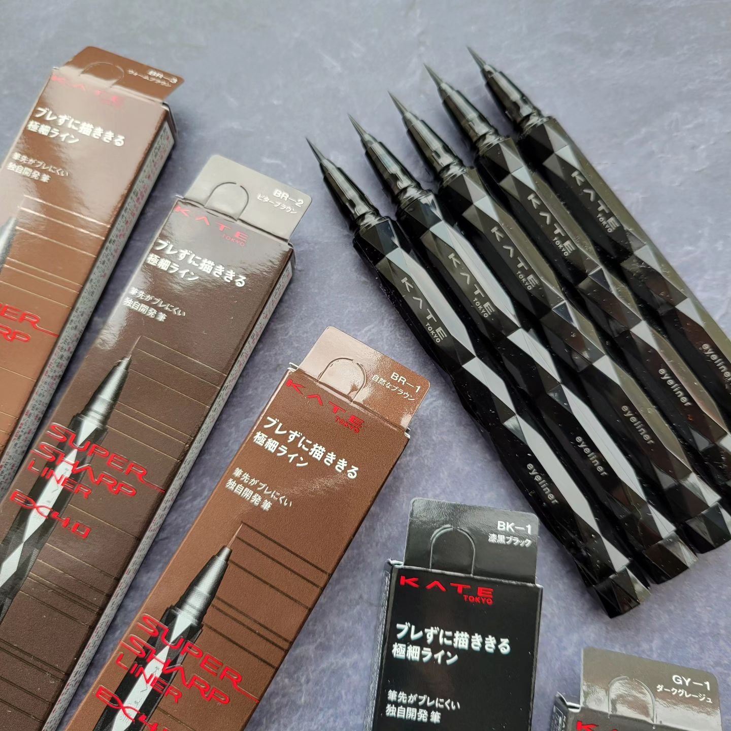 スーパーシャープライナーEX4.0/KATE/リキッドアイライナーを使ったクチコミ（1枚目）