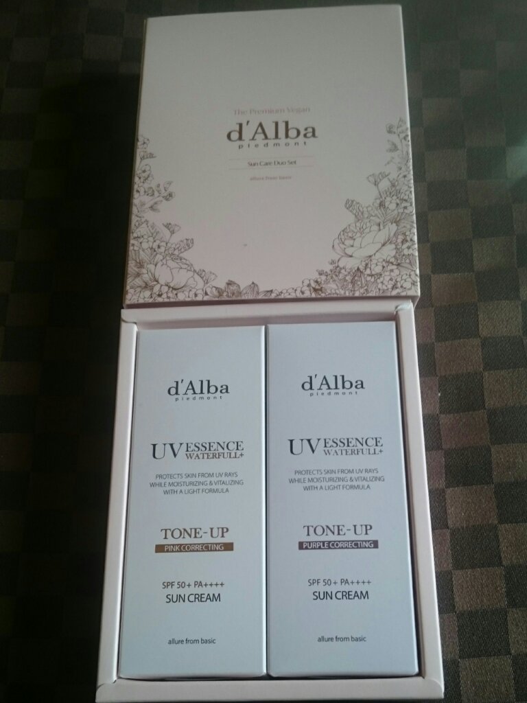 ダルバ ウォータフル トーンアップ サンクリーム(パープル)/ダルバ/日焼け止めクリームを使ったクチコミ（1枚目）