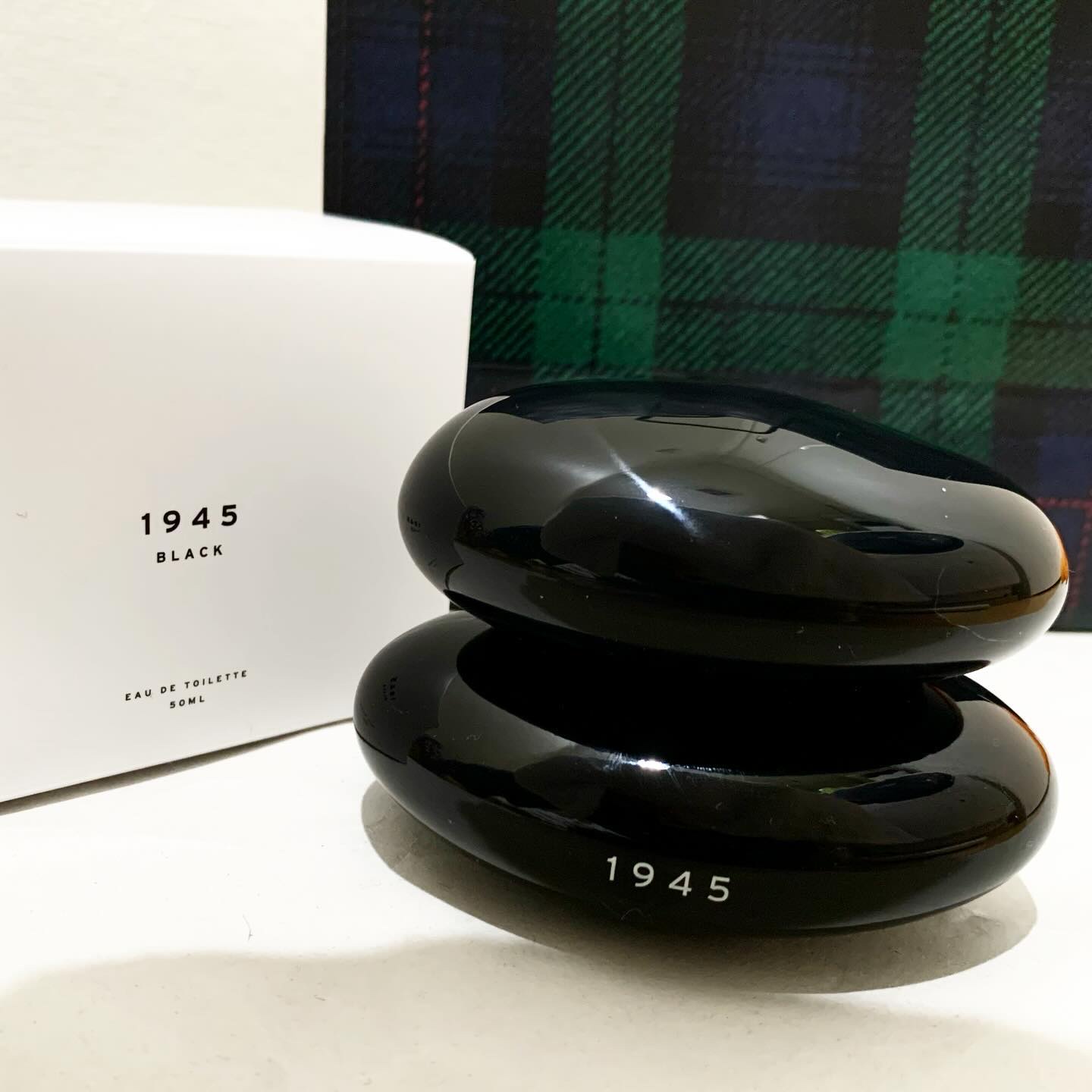 試してみた】1945 オードトワレ BLACK SHOLAYEREDのリアルな口コミ