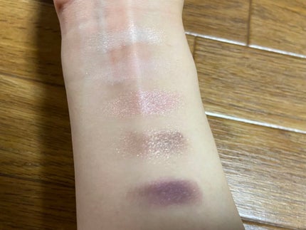 ESTEE LAUDER ピュア カラー エンヴィ アイシャドウ ファイブ カラー パレットのクチコミ「❤️大人かわいくて、めちゃくちゃ上品なアイシャドウ❤️
.
.
エスティローダー
ピュアカラー.....」(3枚目)