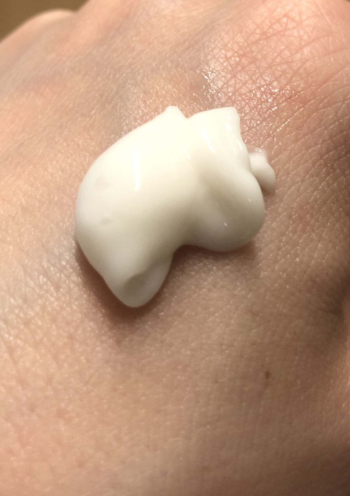 レーヌブランシュ ホワイトインフュージョンジェルクリーム/L'OCCITANE/フェイスクリームを使ったクチコミ（3枚目）