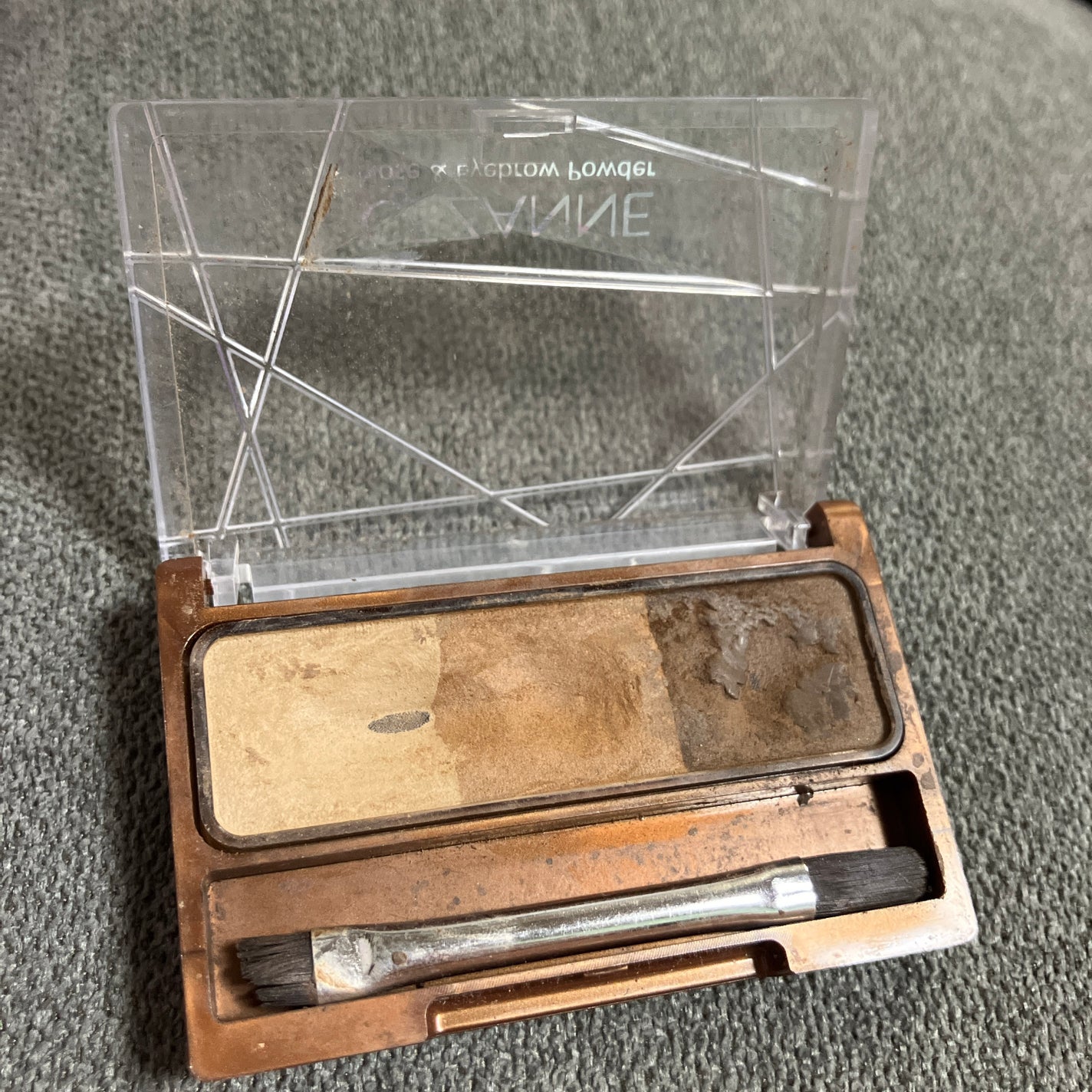 ノーズ&アイブロウパウダー/CEZANNE/パウダーアイブロウを使ったクチコミ(2枚目)