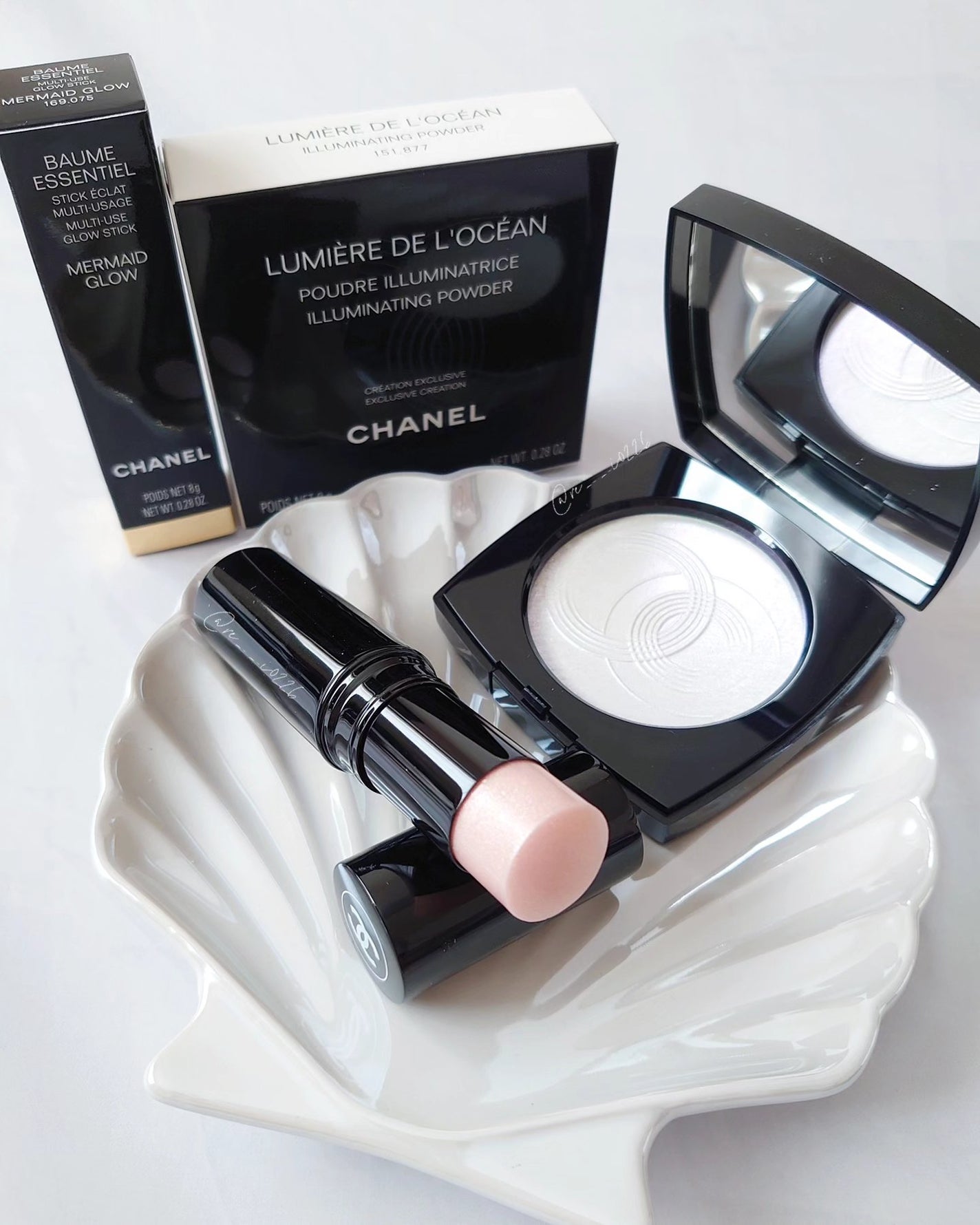 ボーム エサンシエル/CHANEL/スティックハイライトを使ったクチコミ(1枚目)