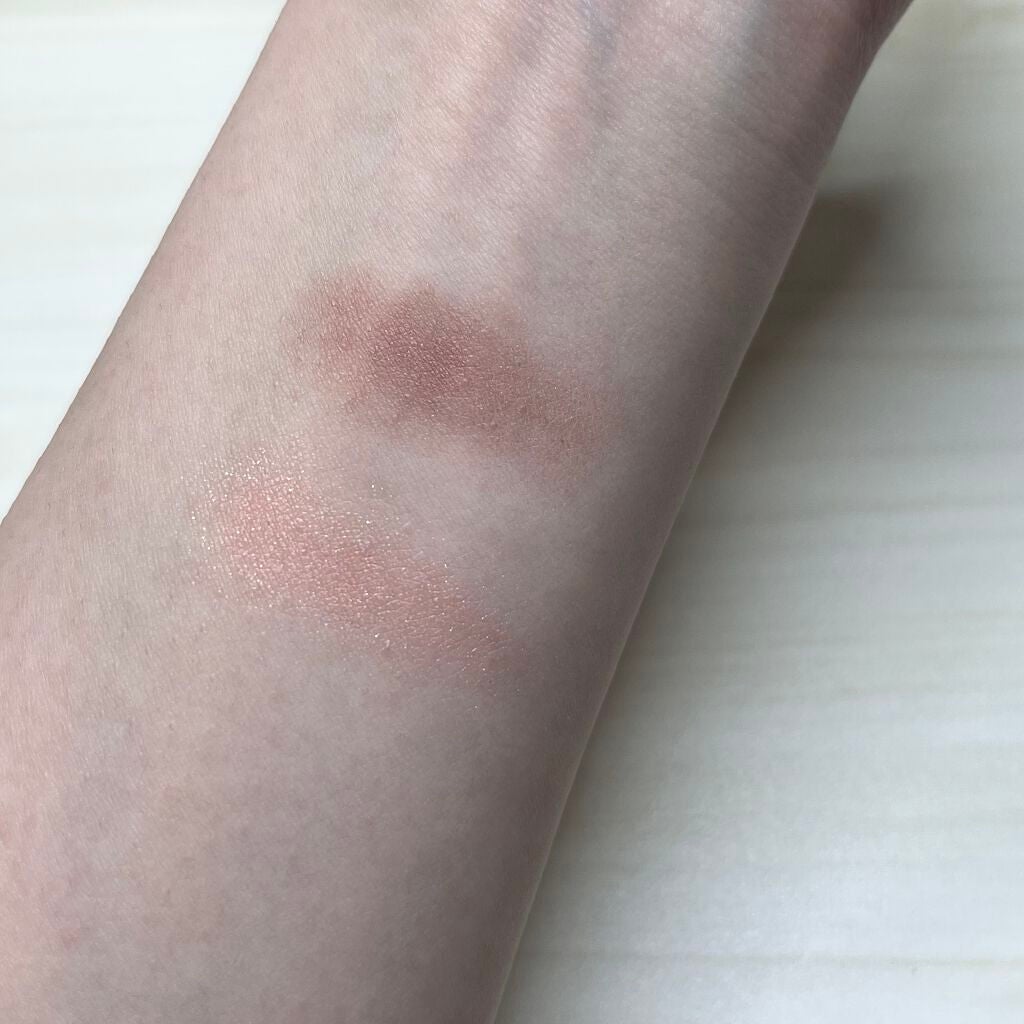 ペタル フロート アイシャドウ/to/one/アイシャドウパレットを使ったクチコミ(2枚目)