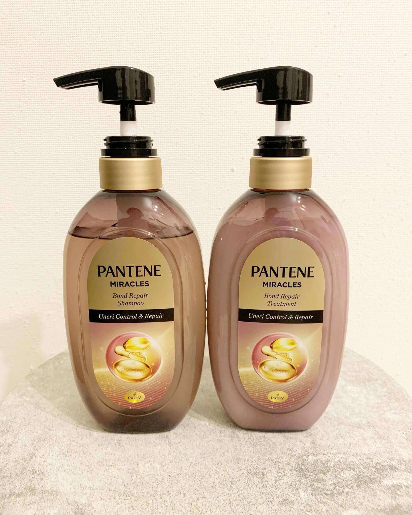 ミラクルズ うねりコントロール&リペア ボンドリペア シャンプー/トリートメント/パンテーン/市販シャンプーを使ったクチコミ（1枚目）