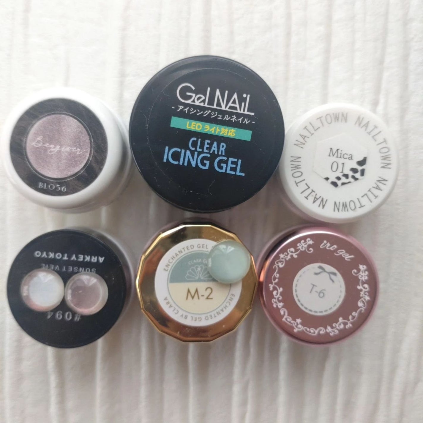 ゆき on LIPS 「自爪チェンジ 左手は夜で、右手は昼。降り注ぐおひさまの下のひま..」(3枚目)