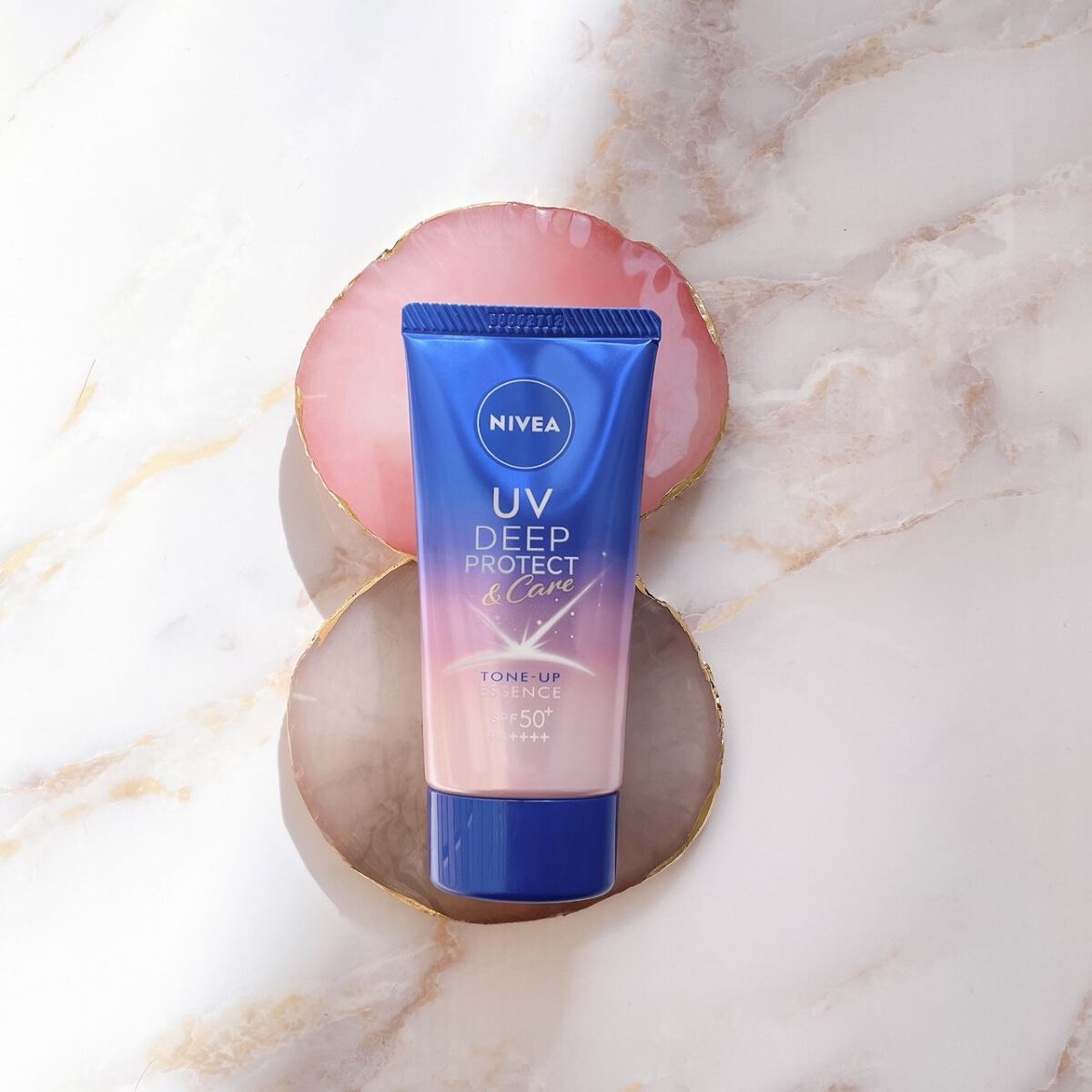 ニベアUV ディープ プロテクト＆ケア トーンアップ エッセンス/ニベア/日焼け止めローションを使ったクチコミ（1枚目）