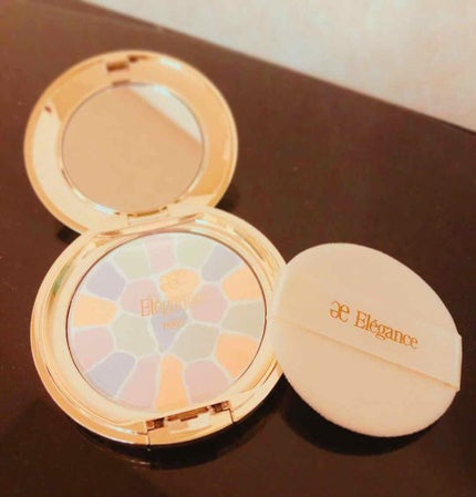 ラ プードル オートニュアンス/Elégance/プレストパウダーを使ったクチコミ(1枚目)