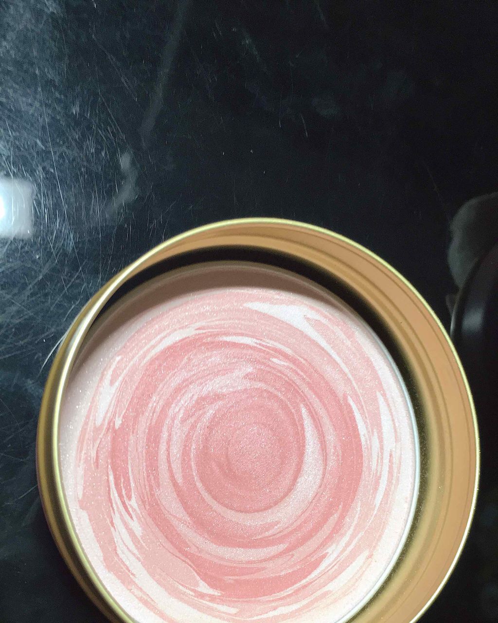 パフ・デ・チーク(フラワーハーモニー)/MAJOLICA MAJORCA/パウダーチークを使ったクチコミ(2枚目)