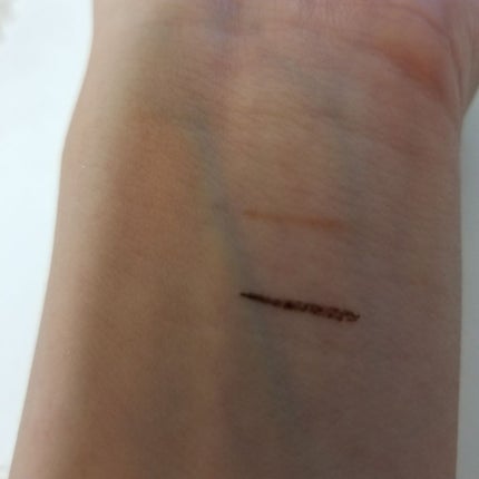 【旧品】シルキーリキッドアイライナーWP/D-UP/リキッドアイライナーを使ったクチコミ(3枚目)