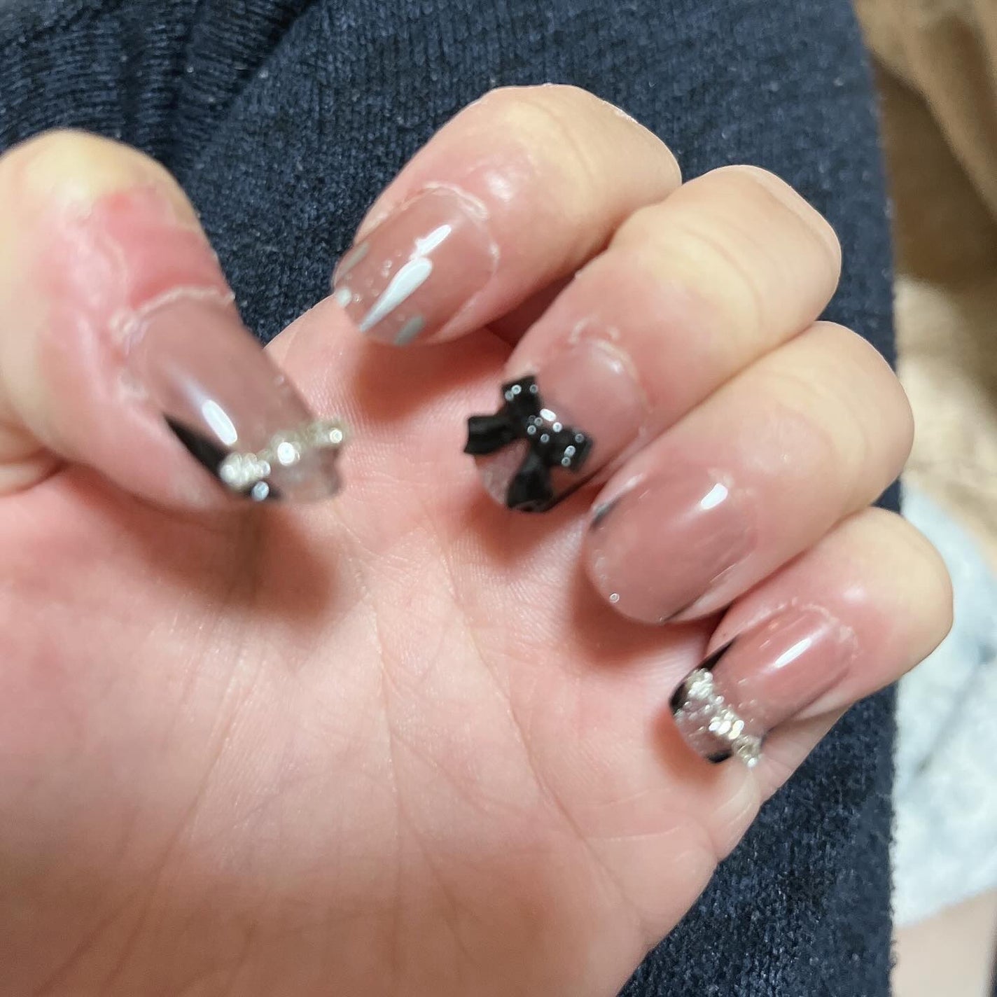 うさみみぃ@ブルベ on LIPS 「ジェルネイルアレルギーになってしまったので久しぶりのつけ爪✨い..」(1枚目)