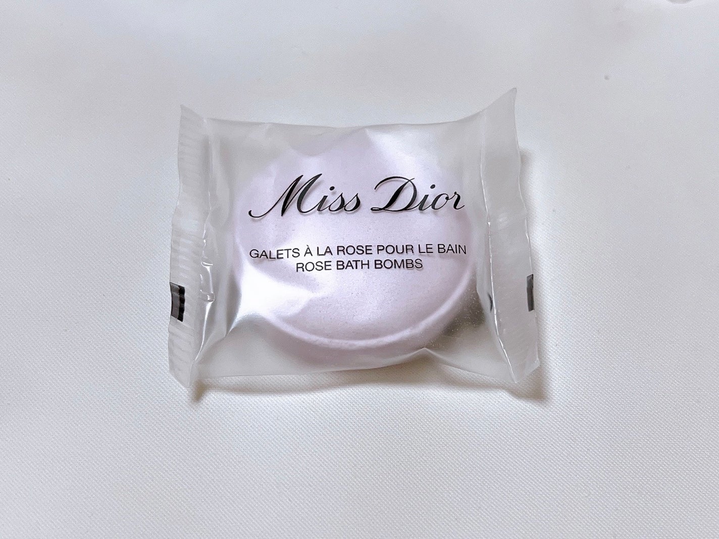 ミス ディオール ローズ バスボム/Dior/炭酸系入浴剤を使ったクチコミ(5枚目)