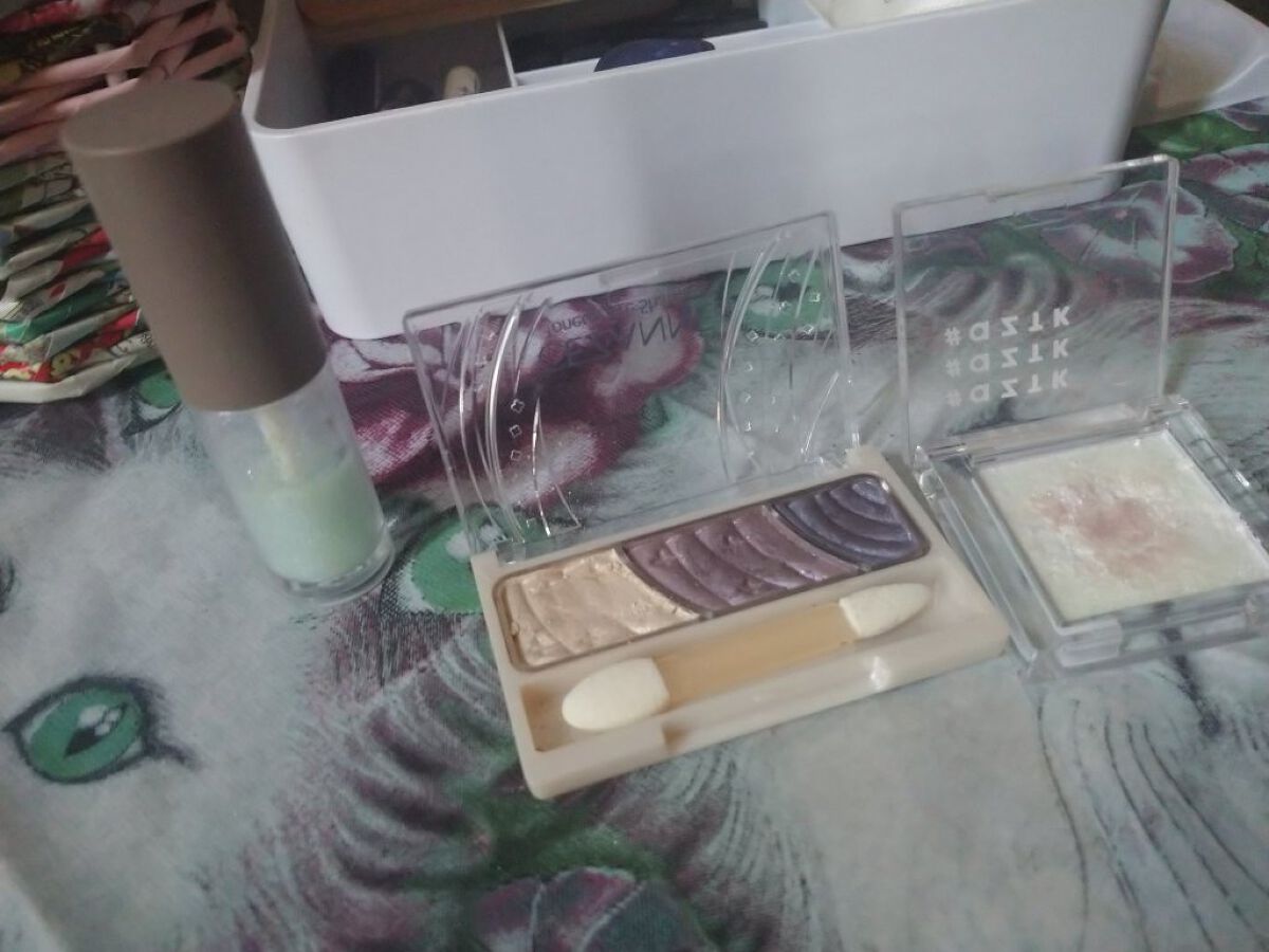 シングルアイシャドウ/aZTK/単色アイシャドウを使ったクチコミ（1枚目）