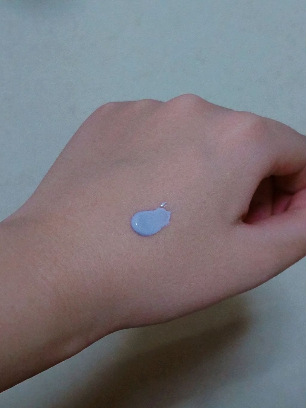 パラソーラ イルミスキン UVエッセンス Ｎ(旧品)/パラソーラ/日焼け止め・UVケアを使ったクチコミ（2枚目）