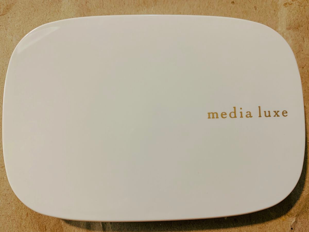 パウダーファンデーション/media luxe/パウダーファンデーションを使ったクチコミ(2枚目)