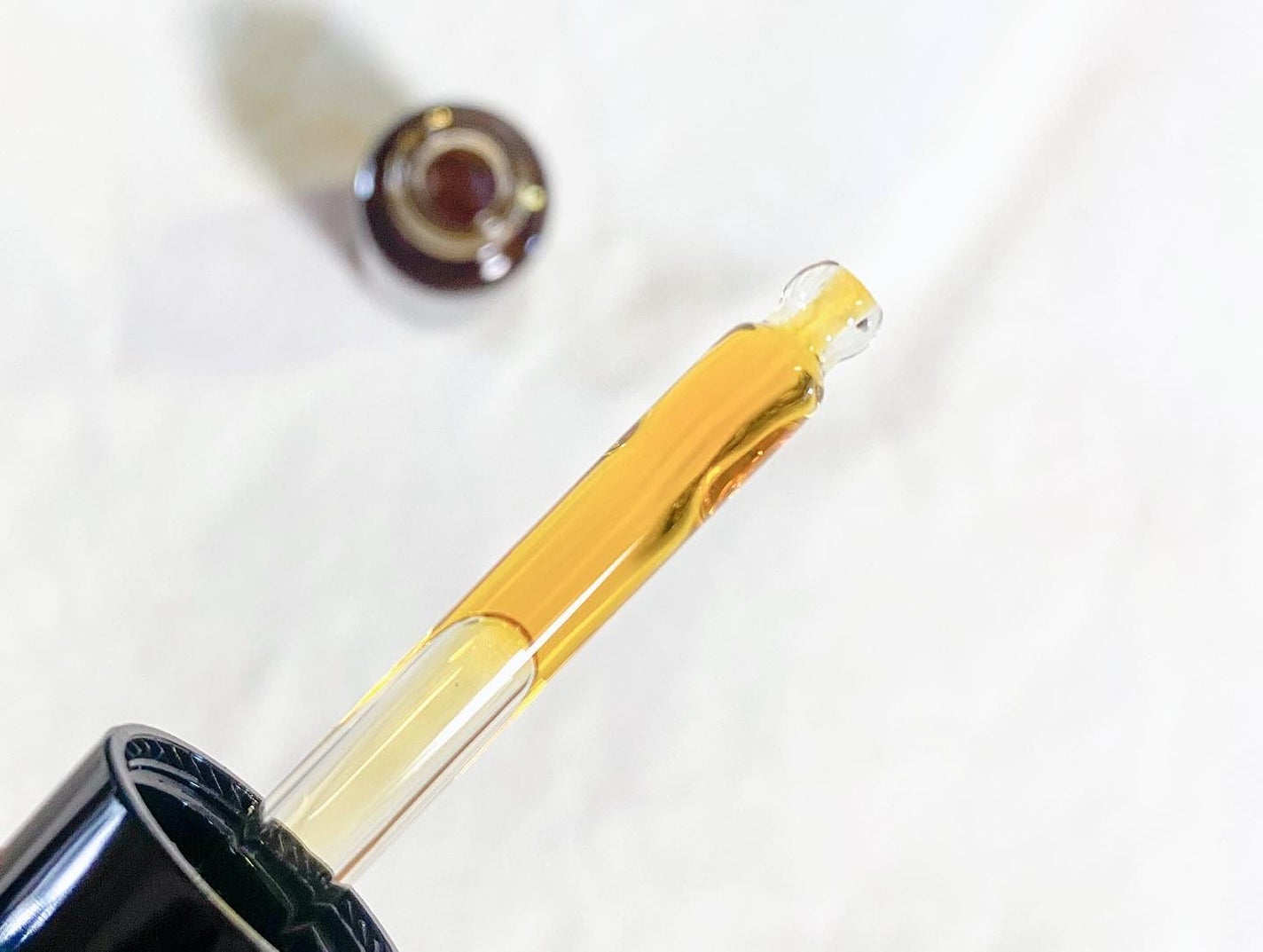 ビタホワイトニングシナジーC.E.F.アンプル/Celladix/美容液を使ったクチコミ(3枚目)