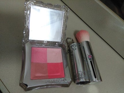 ミックスブラッシュ コンパクト N/JILL STUART/パウダーチークを使ったクチコミ(1枚目)