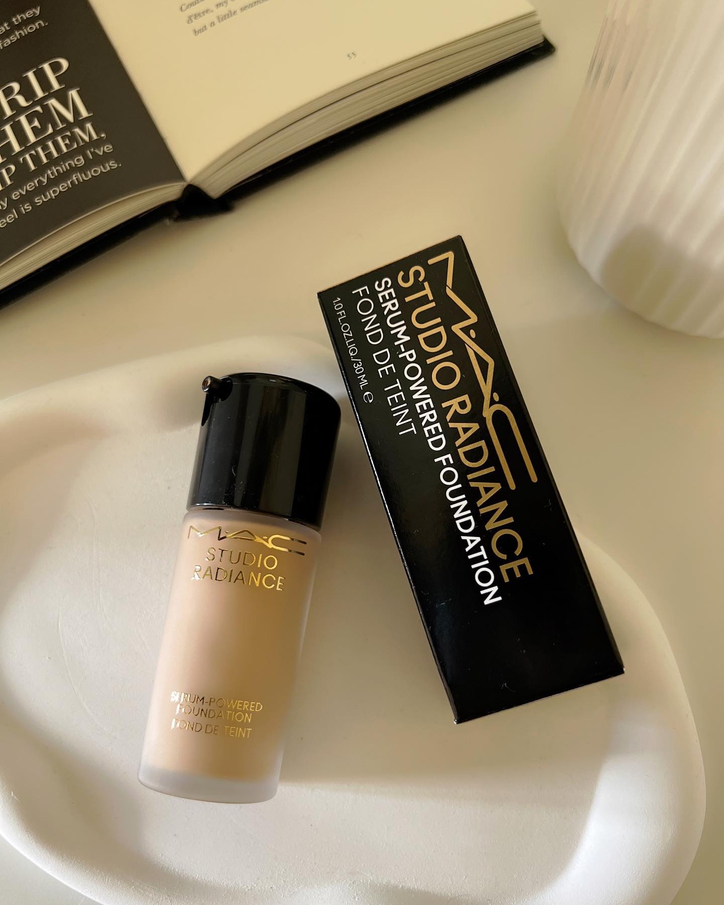 スタジオ ラディアンス セラム ファンデーション/M・A・C/リキッドファンデーションを使ったクチコミ（1枚目）