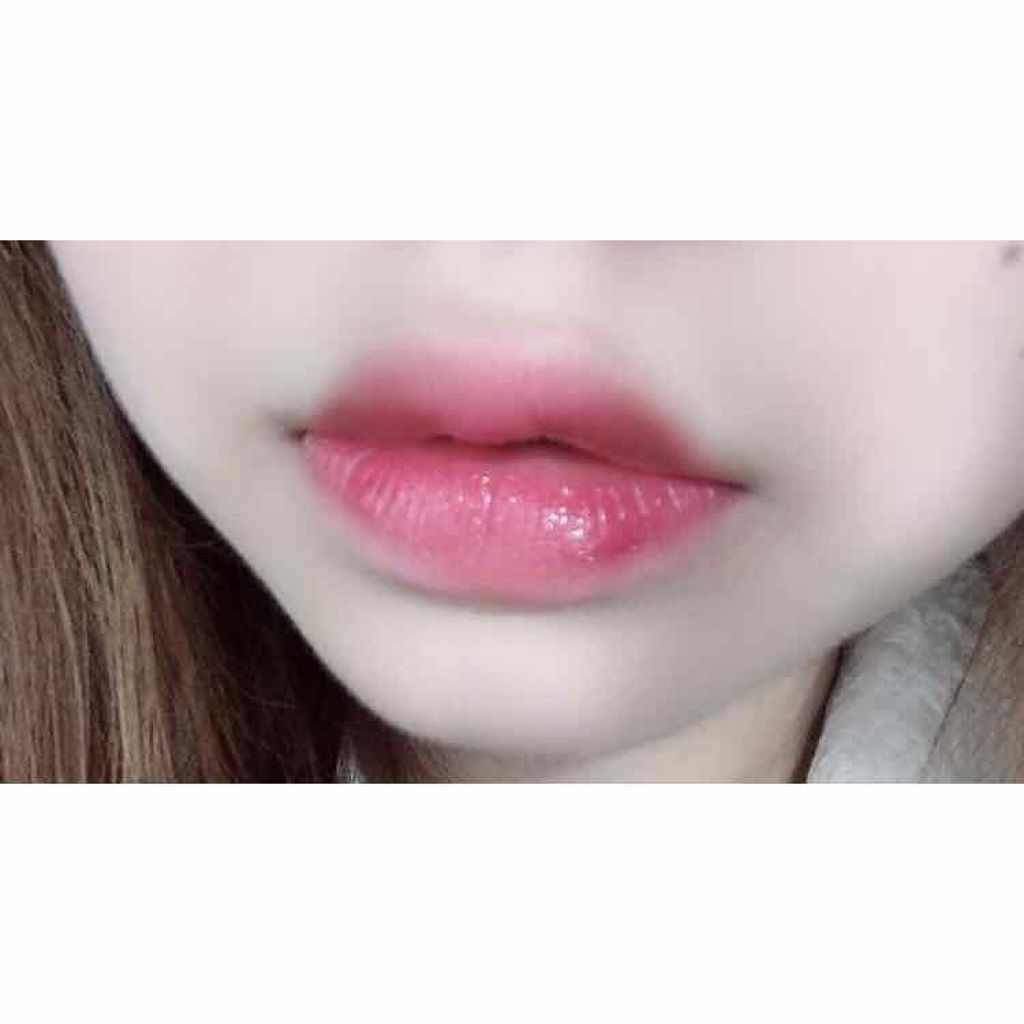 ルージュ ピュールクチュール ヴェルニ ヴィニルクリーム/YVES SAINT LAURENT BEAUTE/口紅を使ったクチコミ(2枚目)