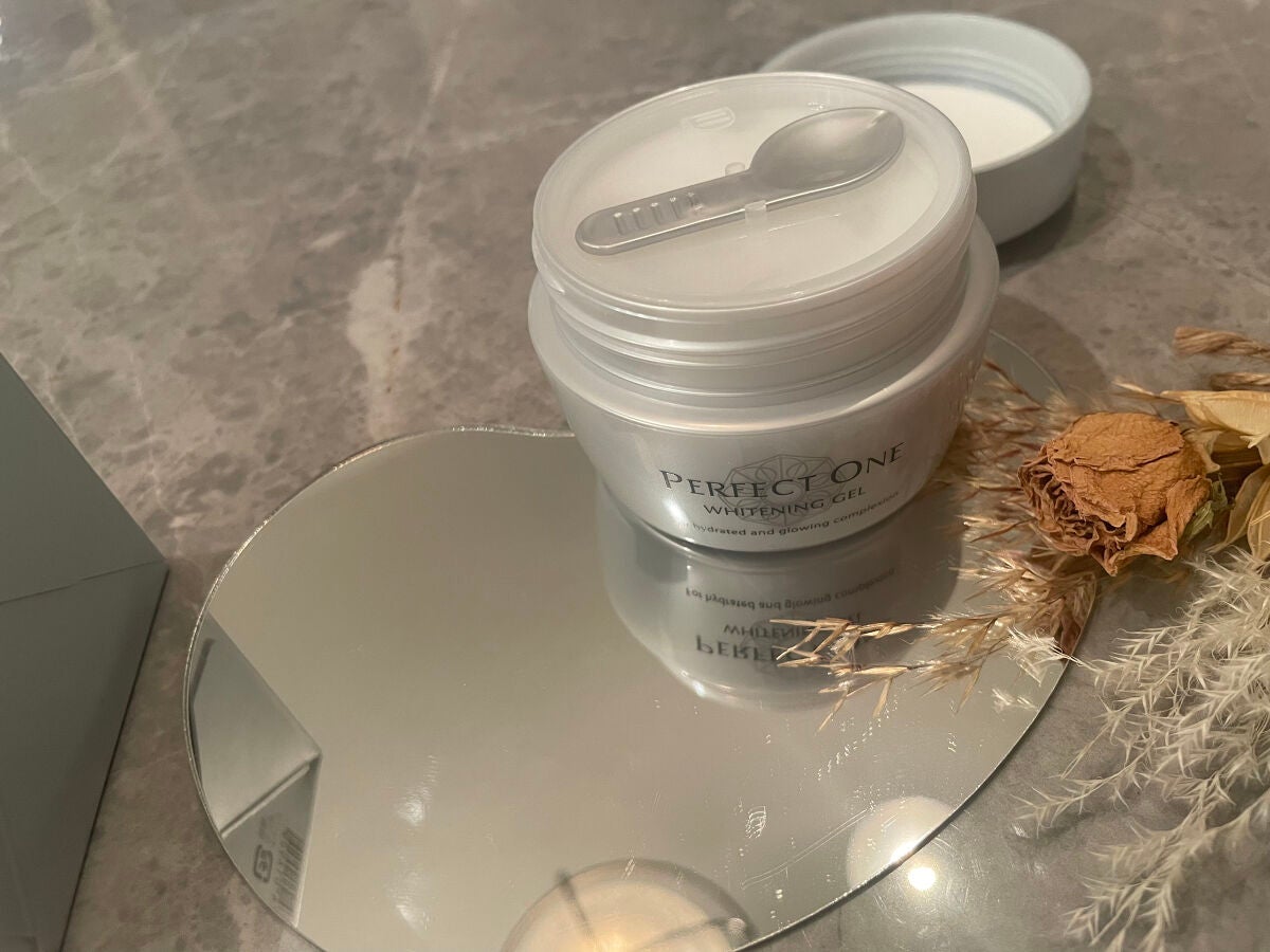 パーフェクトワン 薬用ホワイトニングジェル/パーフェクトワン/オールインワン化粧品を使ったクチコミ(2枚目)