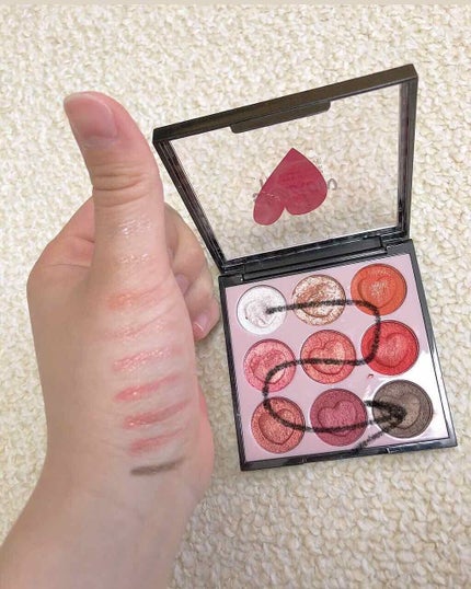 shadow/HOLDLIVE/アイシャドウパレットを使ったクチコミ(3枚目)