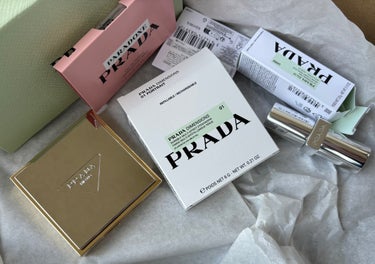 リップ バーム オプティマイジング ケア/PRADA BEAUTY/リップケア・リップクリームを使ったクチコミ（3枚目）