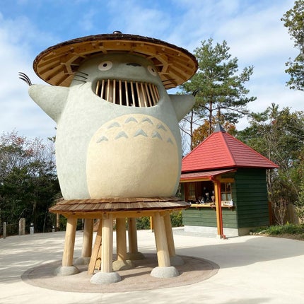 MONAMI@フォロバ100 on LIPS 「📍どんどこ森トトロのフォルムの可愛さ🌳この置き物楽しみに行った..」(2枚目)