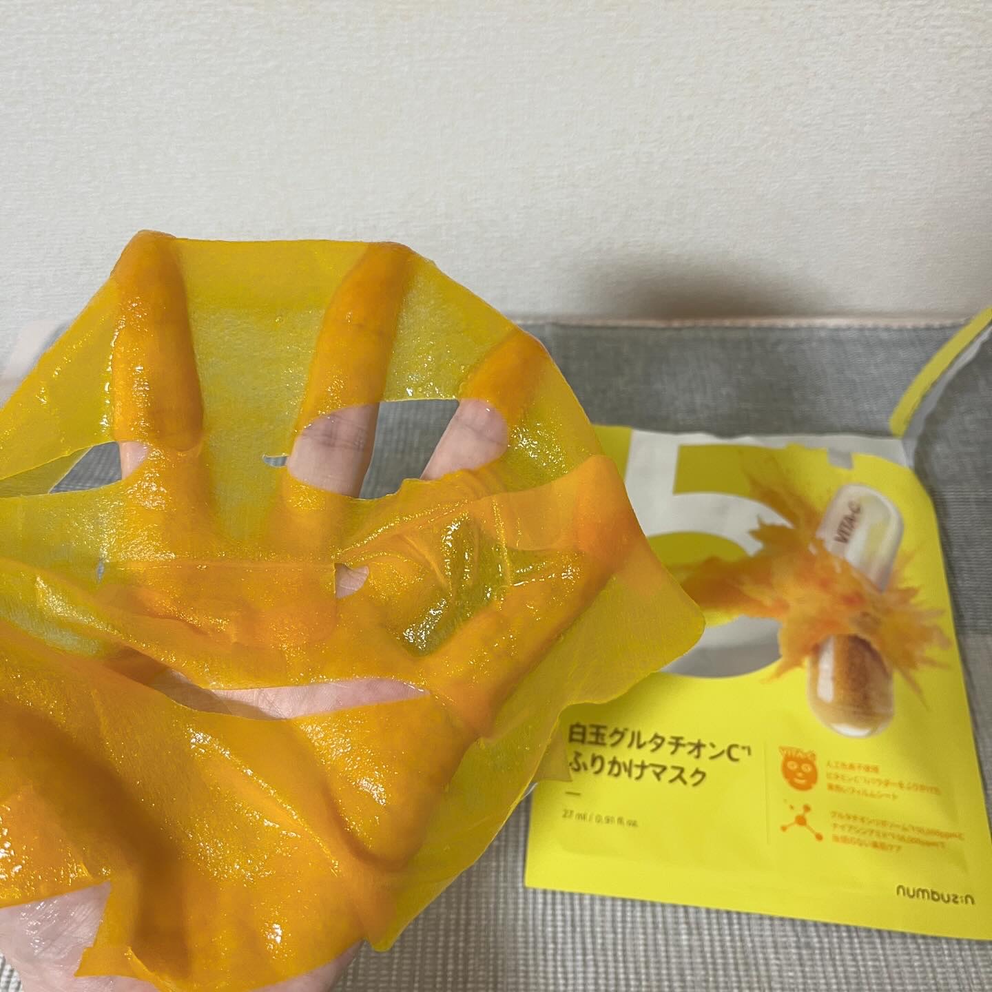 5番 白玉グルタチオンCふりかけマスク/numbuzin/シートマスク・パックを使ったクチコミ（2枚目）