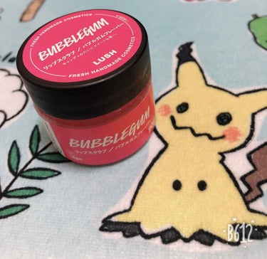 LUSH リップスクラブ バブルガムフレーバー

リップスクラブと言ったらこれ！と言えるほど人気のLUSHのリップスクラブです\( ö )/

お店に4種類あったのですが、バブルガムフレーバーが一番いい