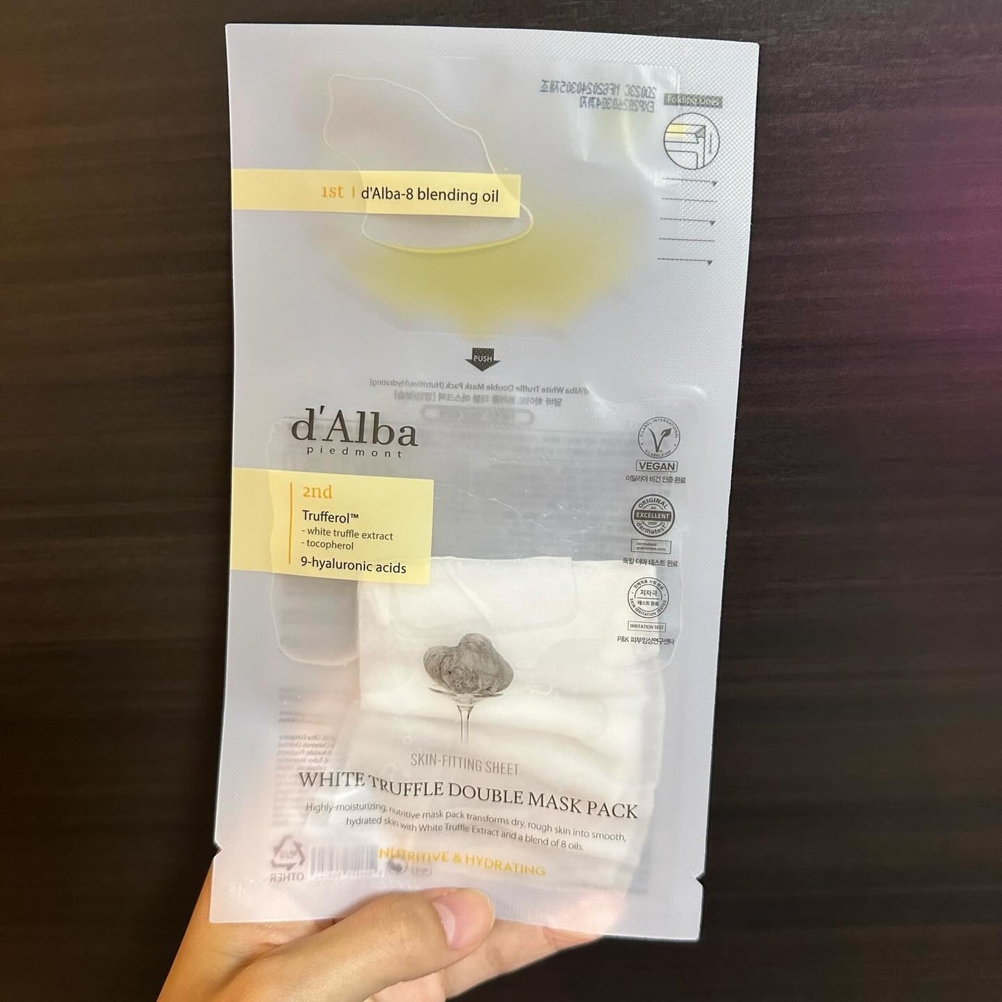 ホワイトトリュフダブルマスクパック(栄養/保湿)/ダルバ/シートマスク・パックを使ったクチコミ(2枚目)