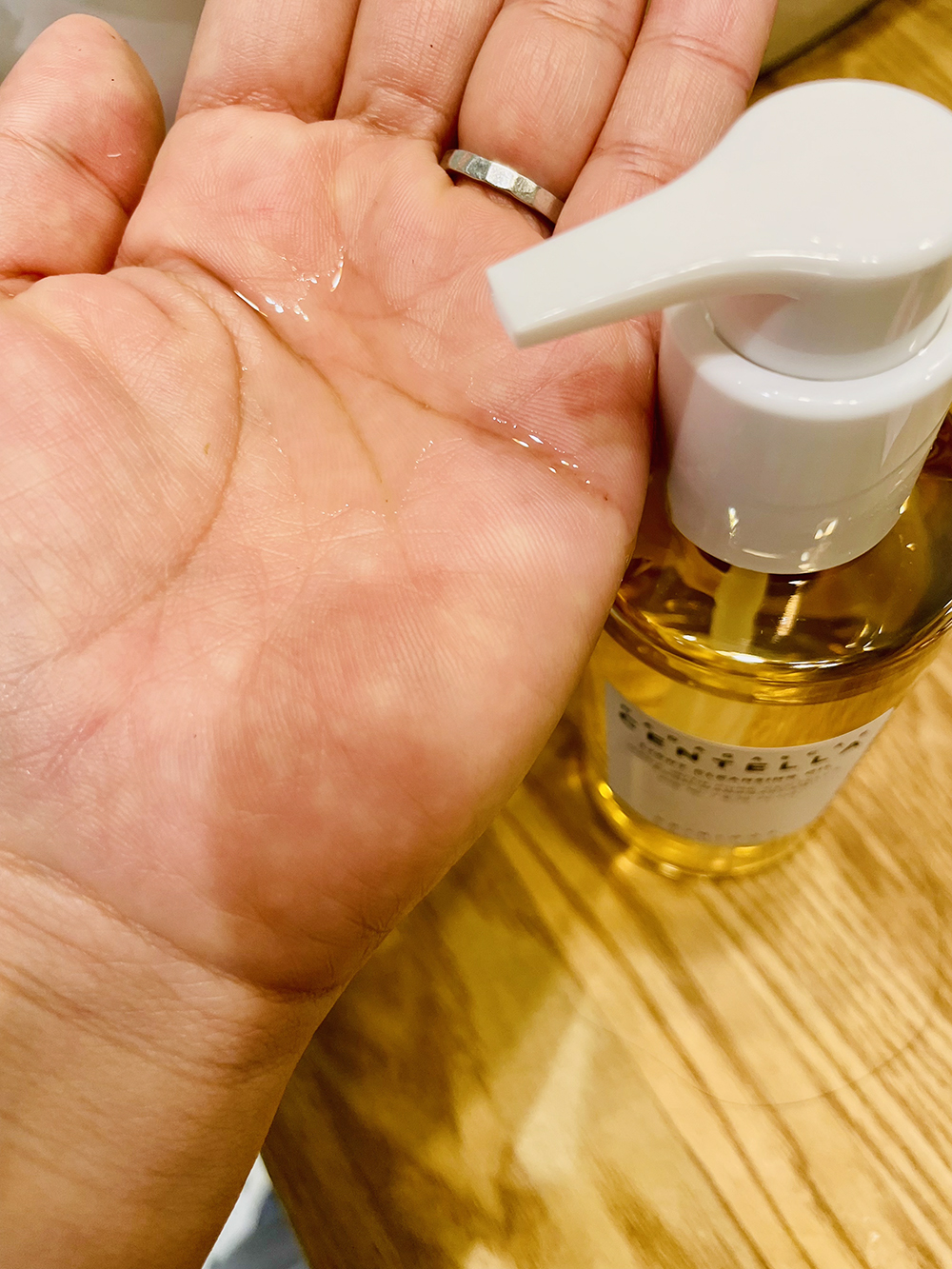 センテラ ライトクレンジングオイル/SKIN1004/オイルクレンジングを使ったクチコミ（1枚目）